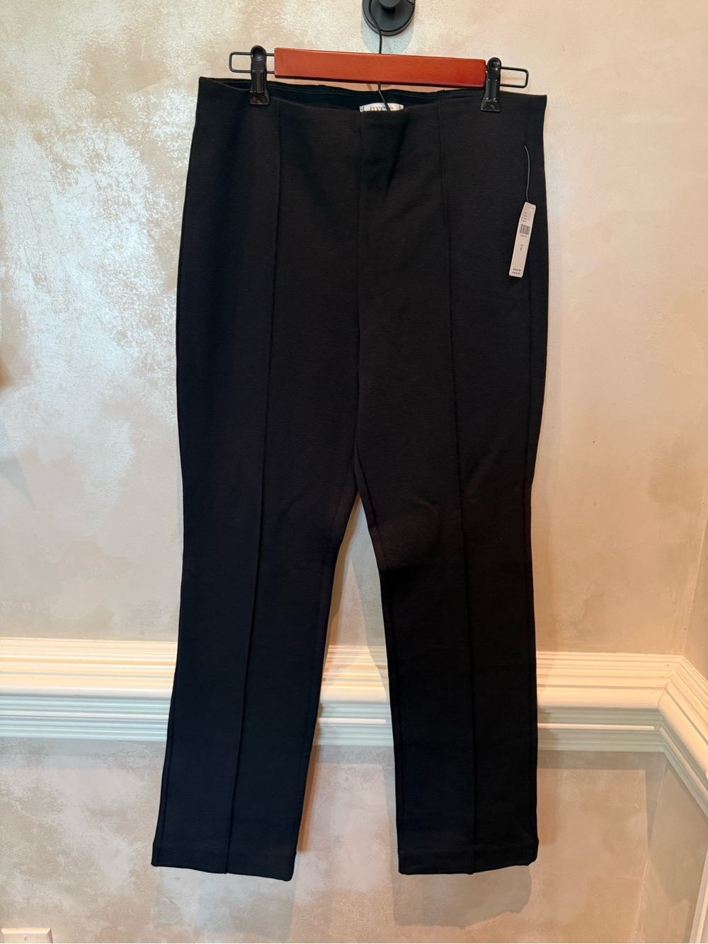 Classic Black Women’s Dress Pants - Sleek Straight Fit
